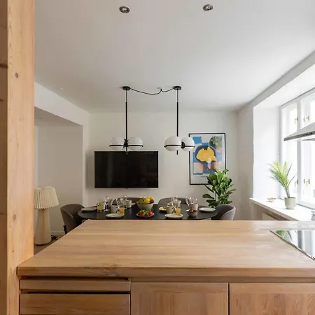Lägenhet Family Friendly 2br Basement