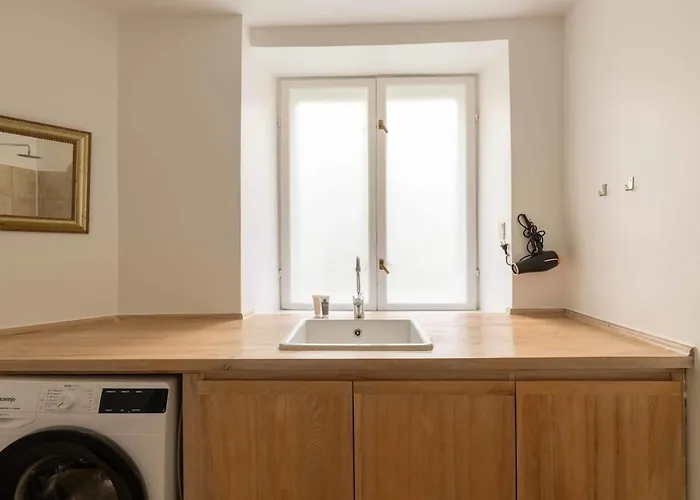 Appartamento Family Friendly 2br Basement *